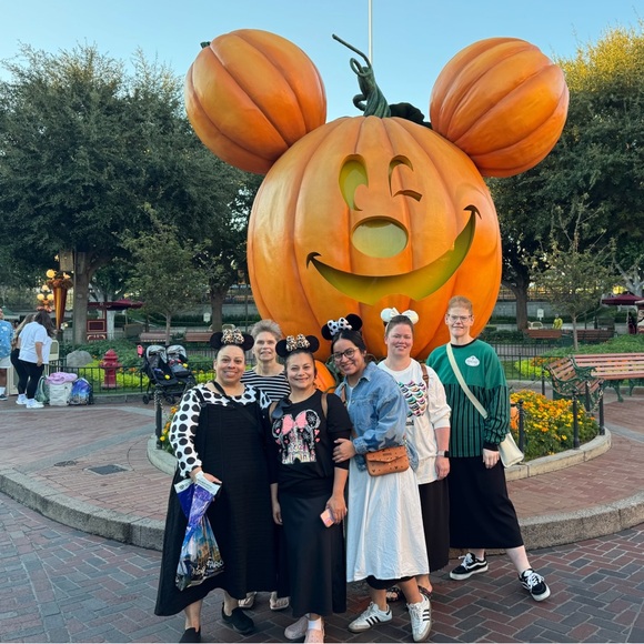 Meet your Posher, Brandy - Picture 6 of 16